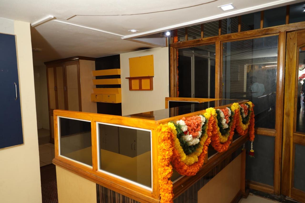 Shree Manjushree Residency Hotel อูดุปปี ภายนอก รูปภาพ