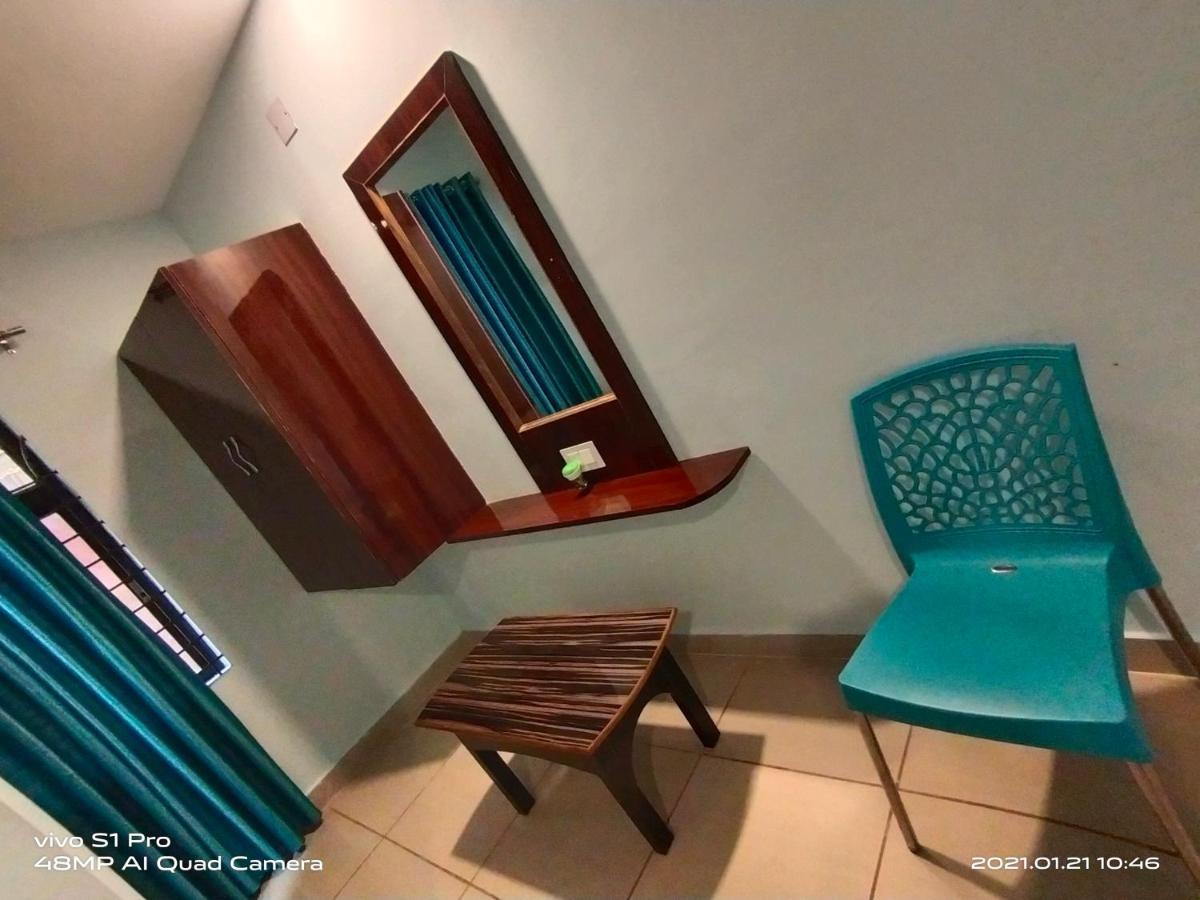 Shree Manjushree Residency Hotel อูดุปปี ภายนอก รูปภาพ